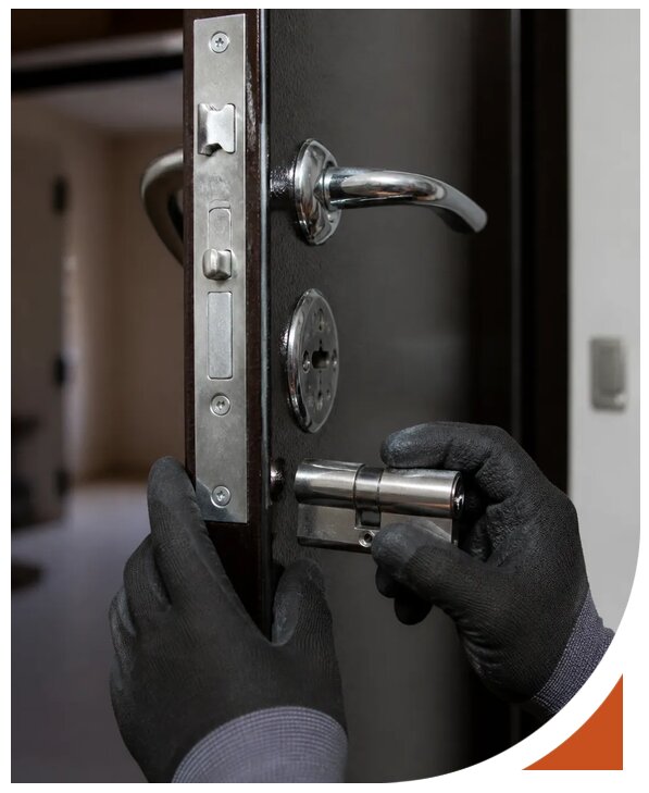 Замена замков Abloy срочно с гарантией и выездом в Луге